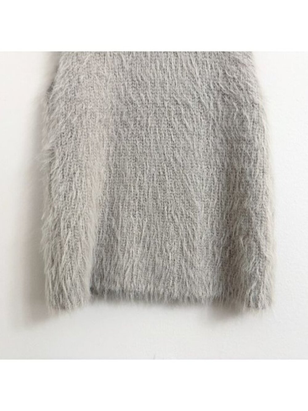 EUC Zara Fuzzy Lavender Sleeveless High Neck Fitted Top - sz S - Picture 11 of 12
